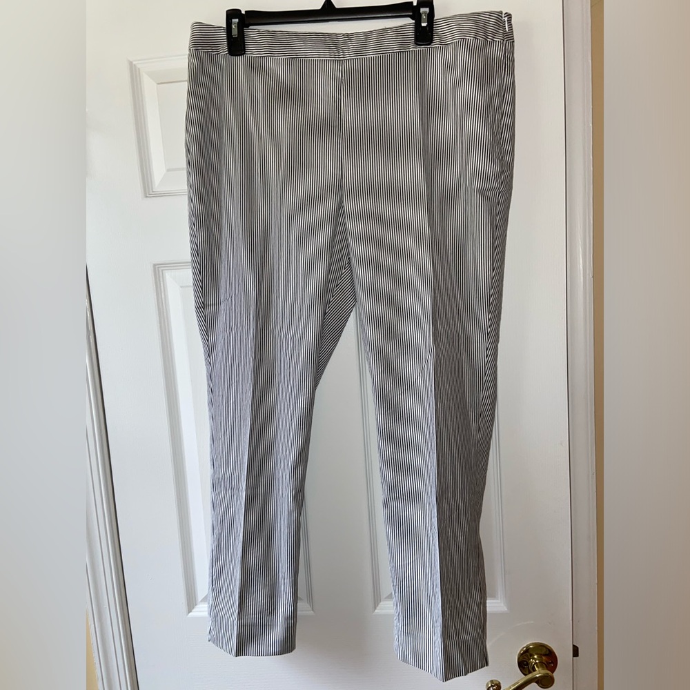 Talbots Capri Seersucker Pants - size 16P